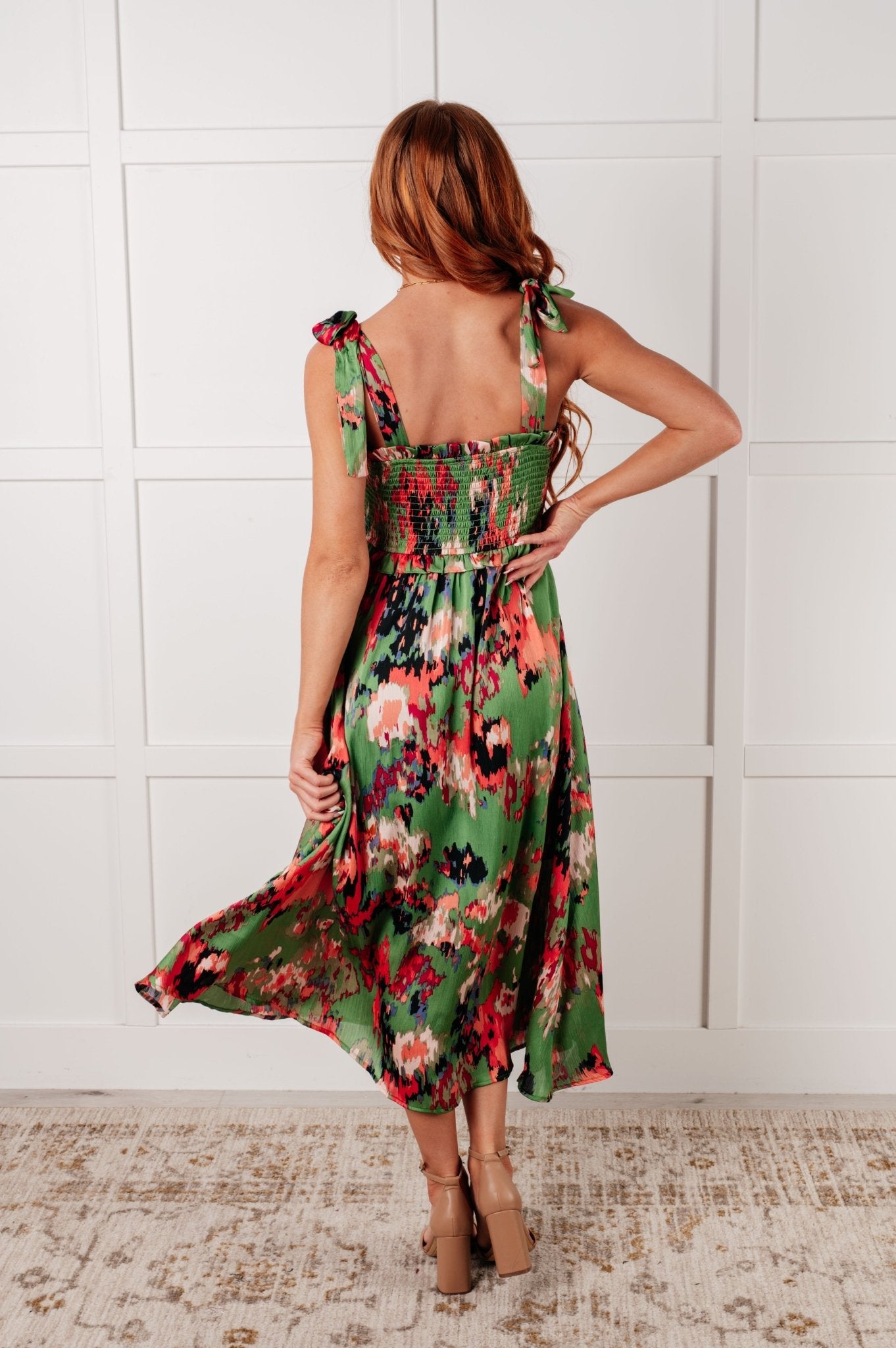 A Little While Longer Dress in Green - Loving God