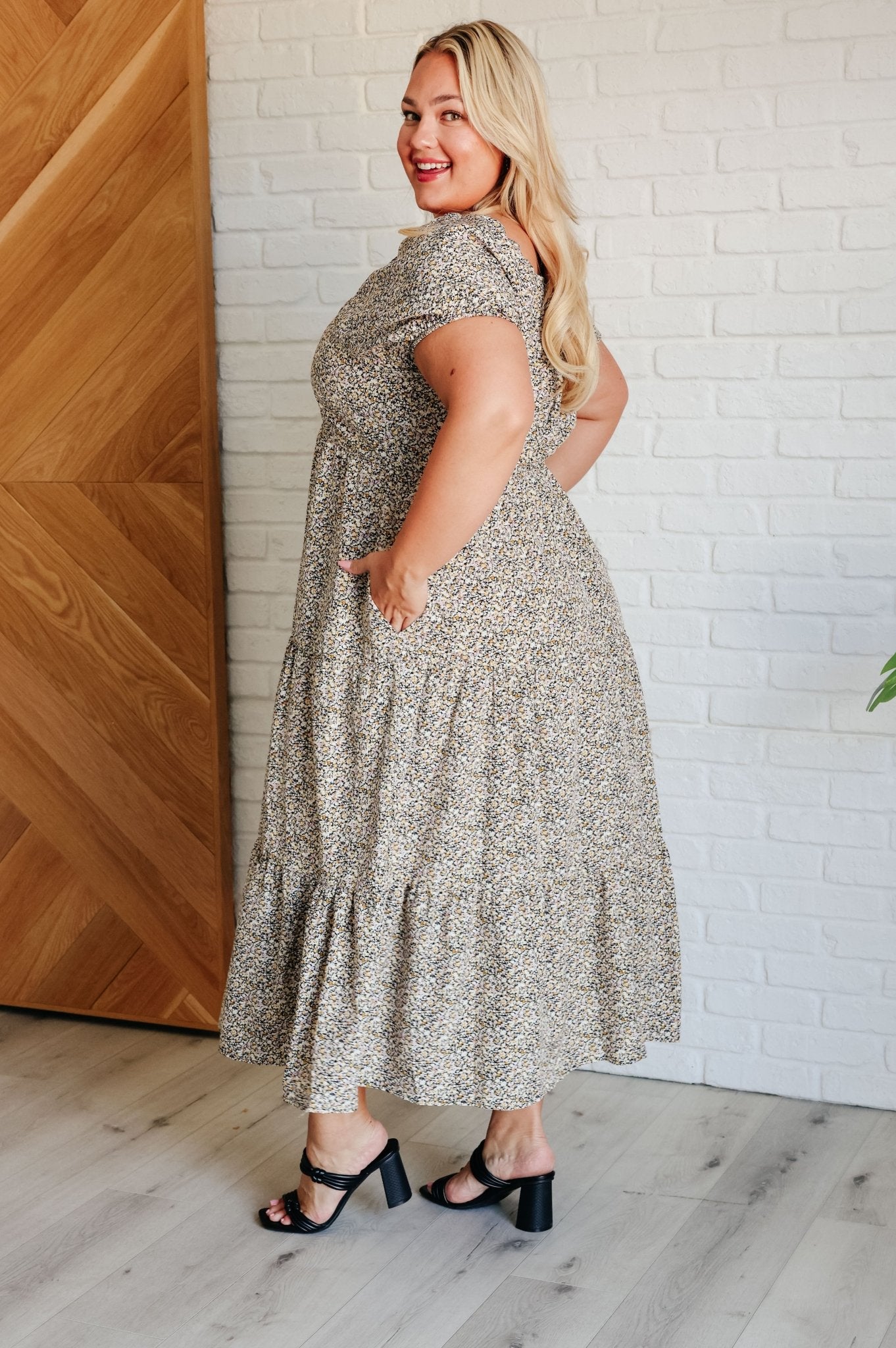 A Moment of Love Balloon Sleeve Dress - Loving God