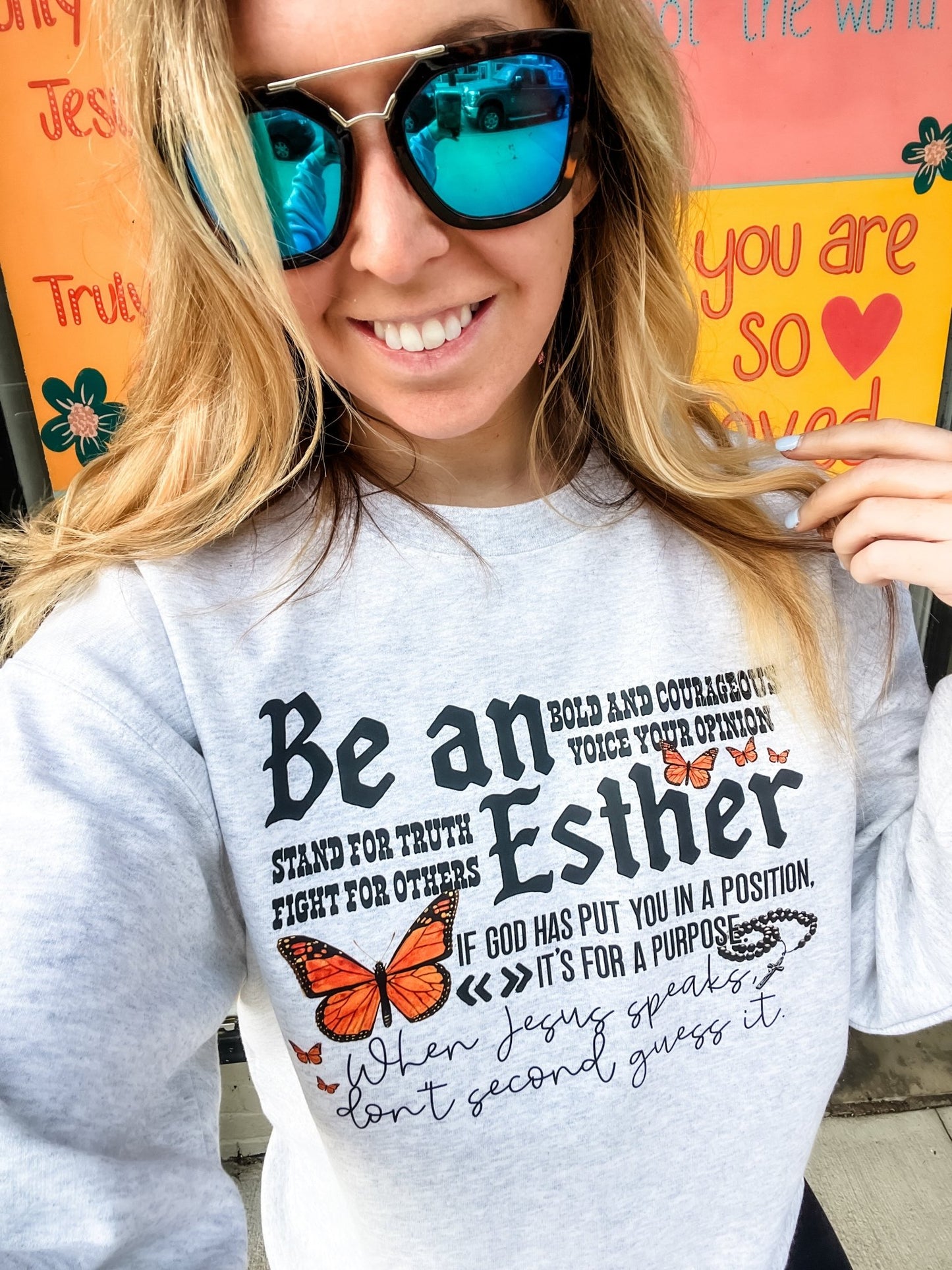 Be An Esther Crewneck Sweatshirt - Loving God