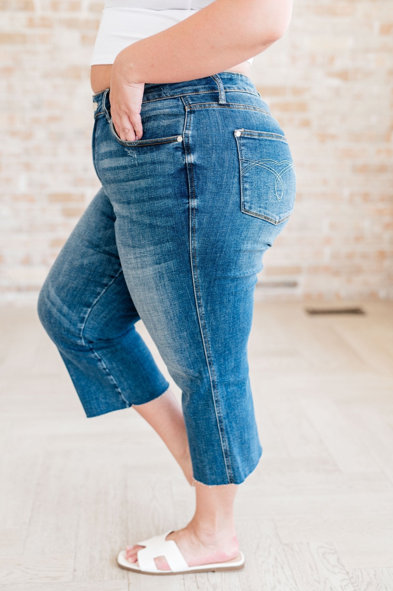 Hayes High Rise Wide Leg Crop Jeans - Loving God