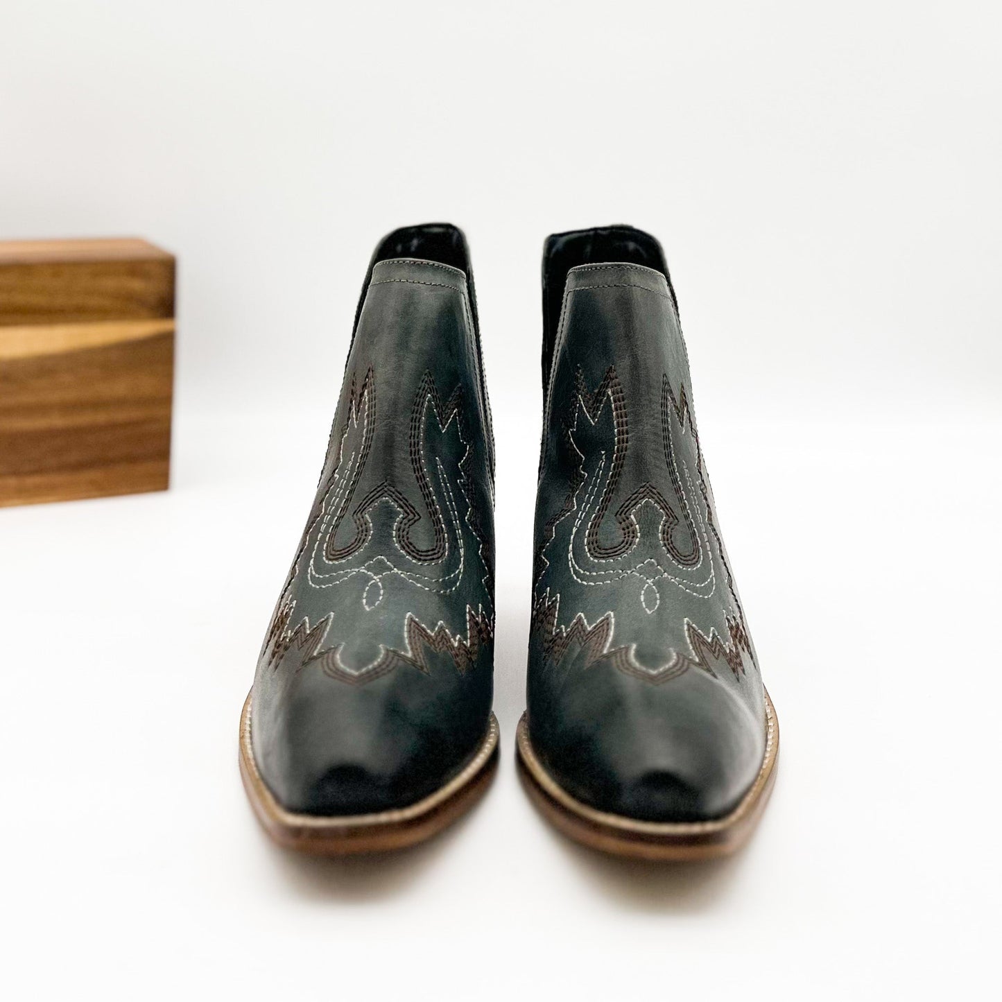 Kickin' Booties in Teal - Loving God