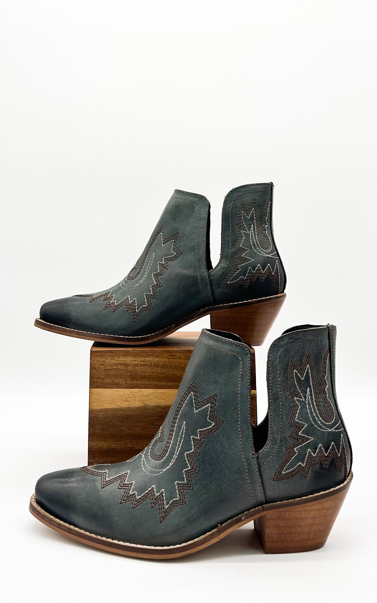 Kickin' Booties in Teal - Loving God