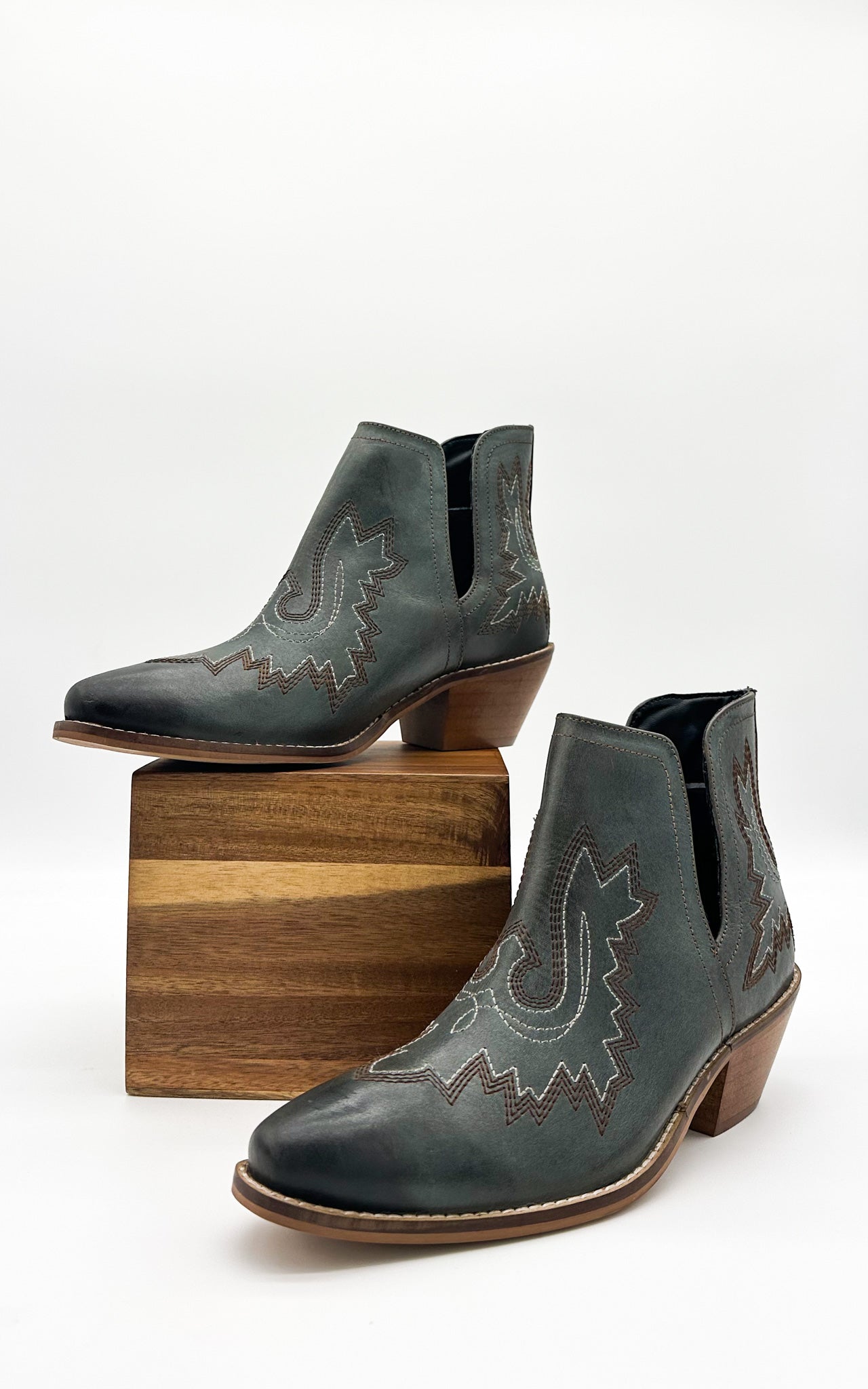 Kickin' Booties in Teal - Loving God