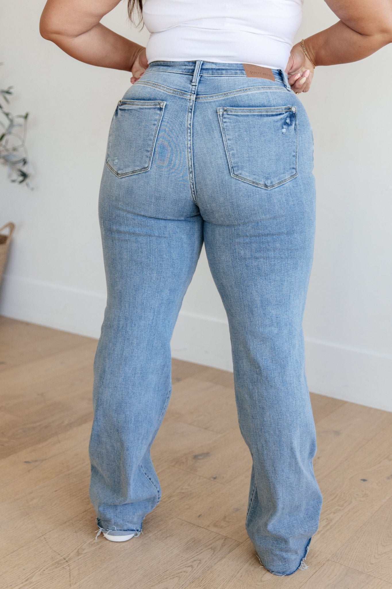 Mildred High Rise V Front Waistband Straight Jeans - Loving God