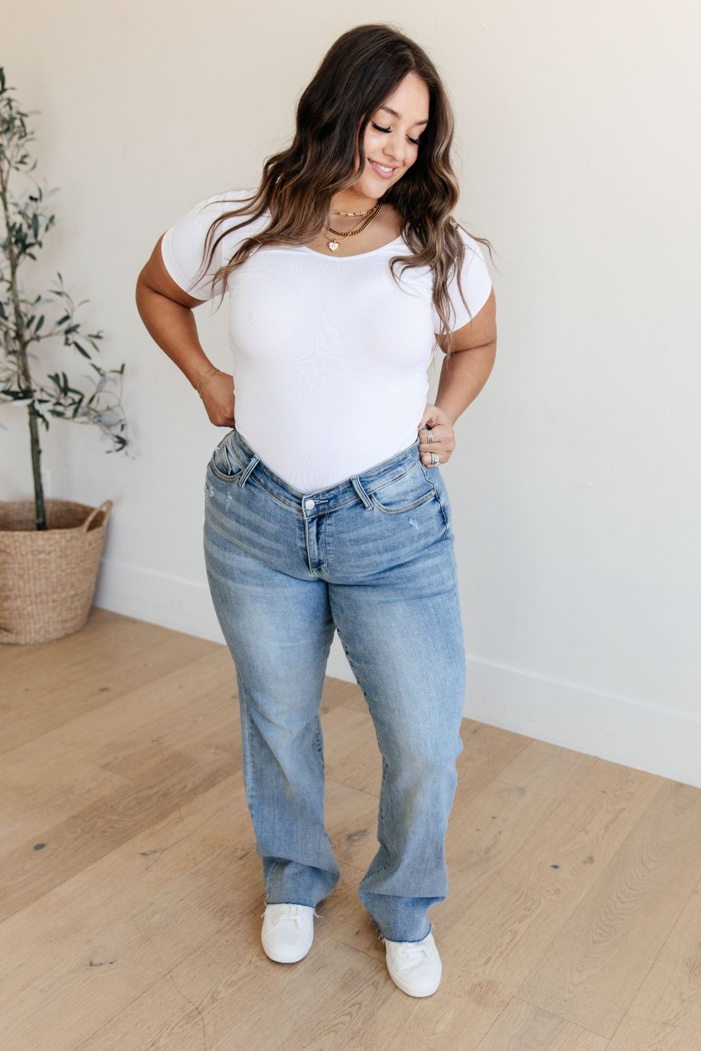 Mildred High Rise V Front Waistband Straight Jeans - Loving God
