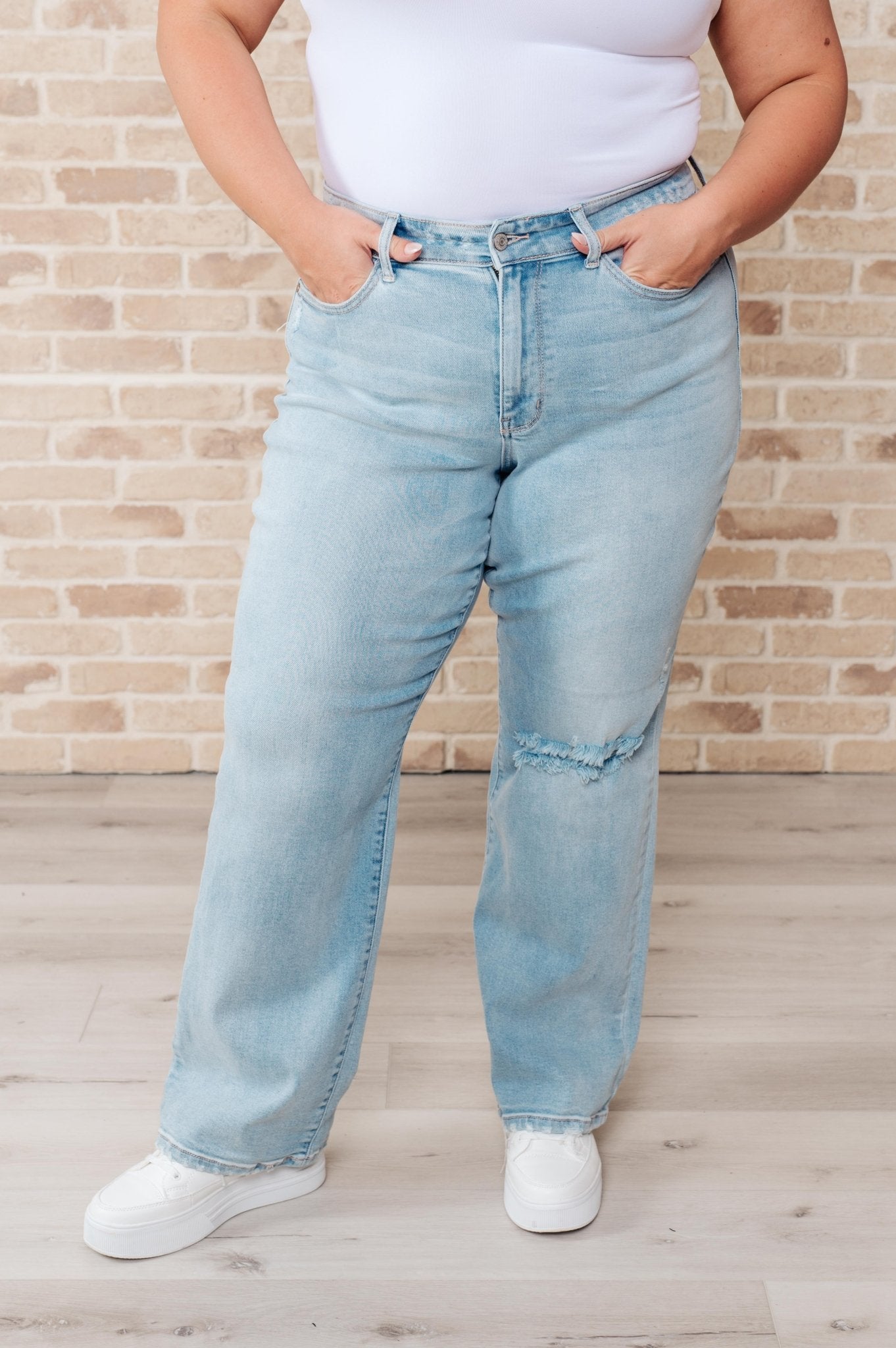 Parker High Rise 90's Straight Jeans - Loving God