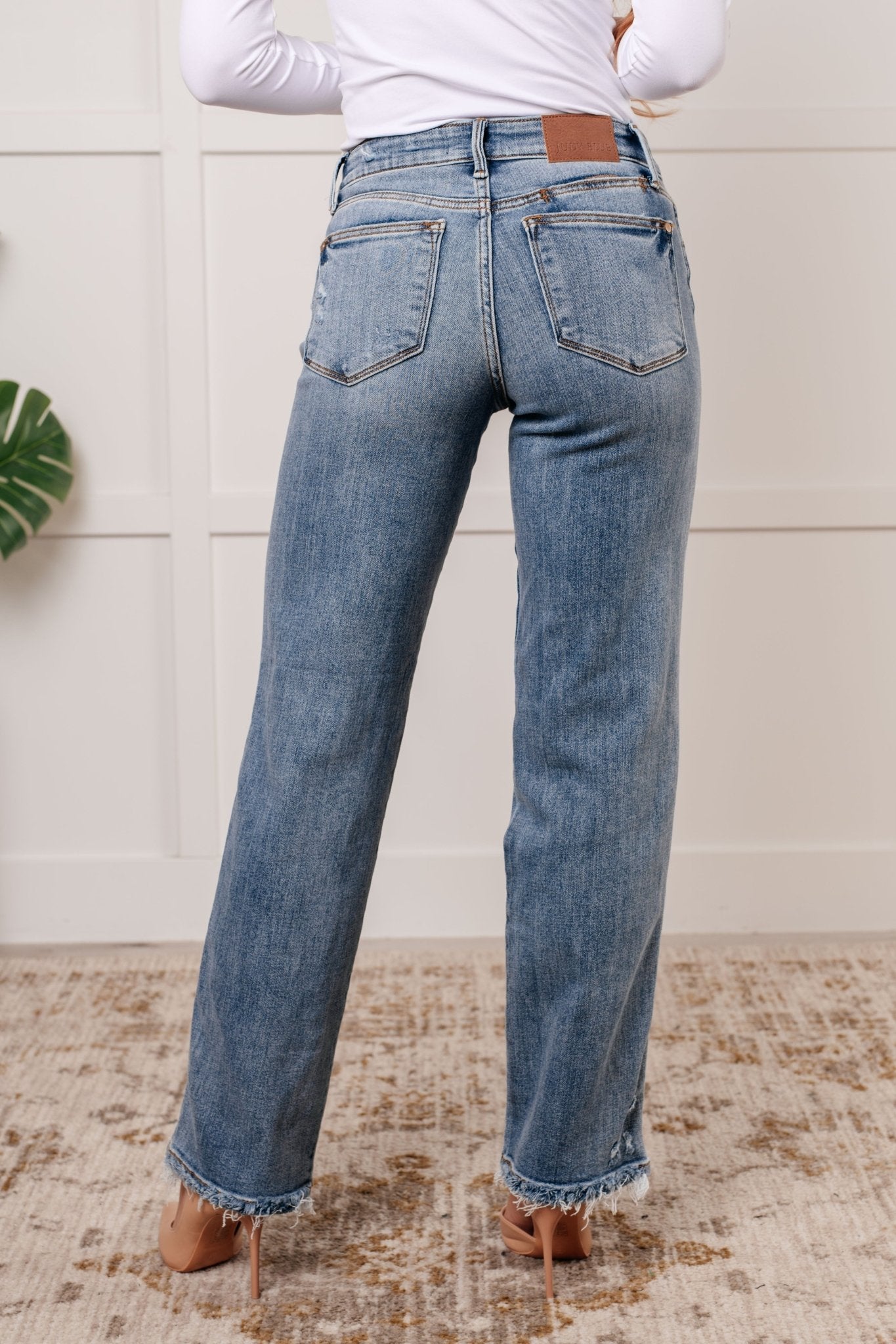 Quinn Mid Rise Cell Phone Pocket Dad Jeans - Loving God
