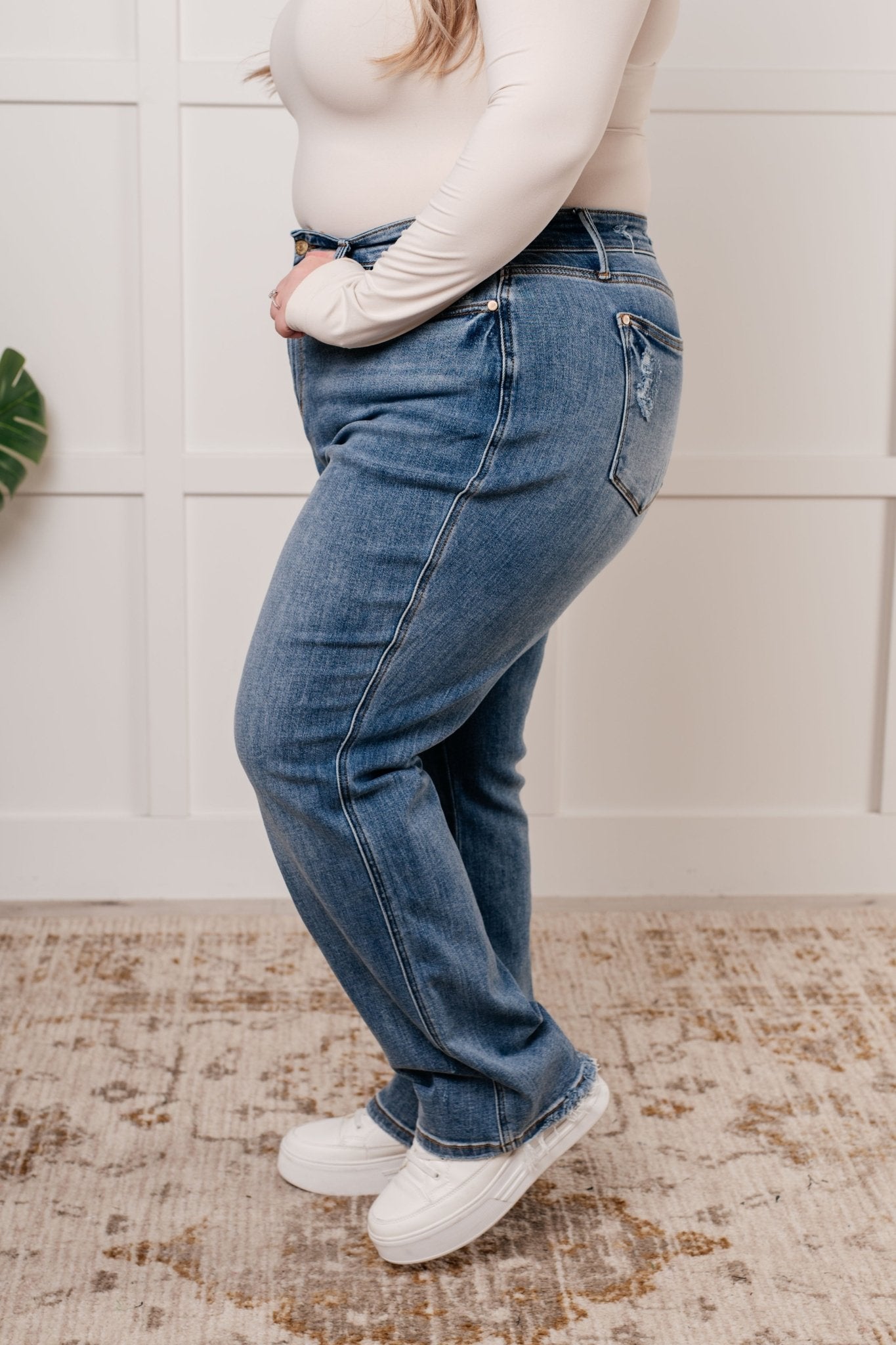 Quinn Mid Rise Cell Phone Pocket Dad Jeans - Loving God