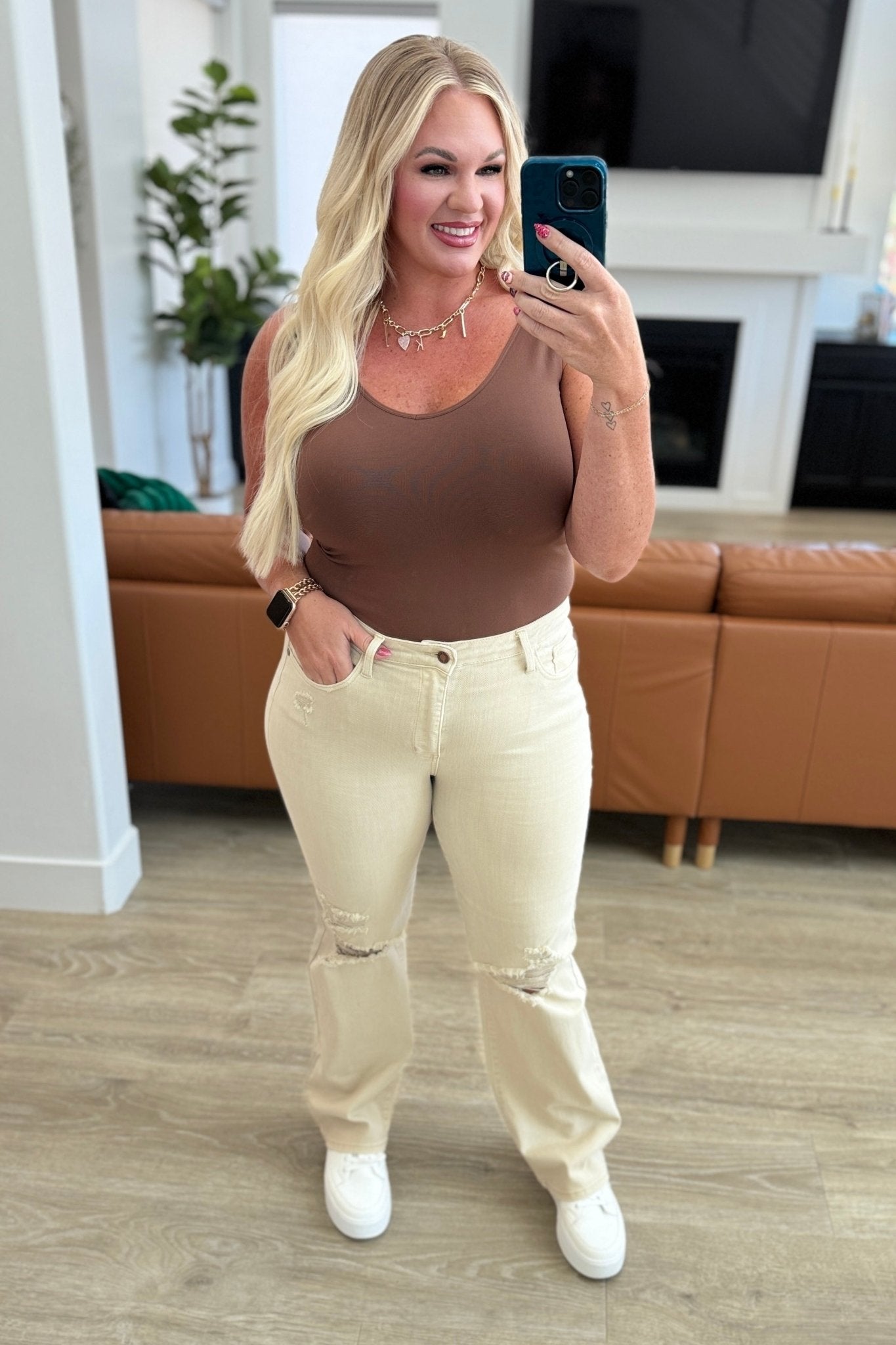 Selena High Rise Distressed 90's Straight Jeans in Bone - Loving God