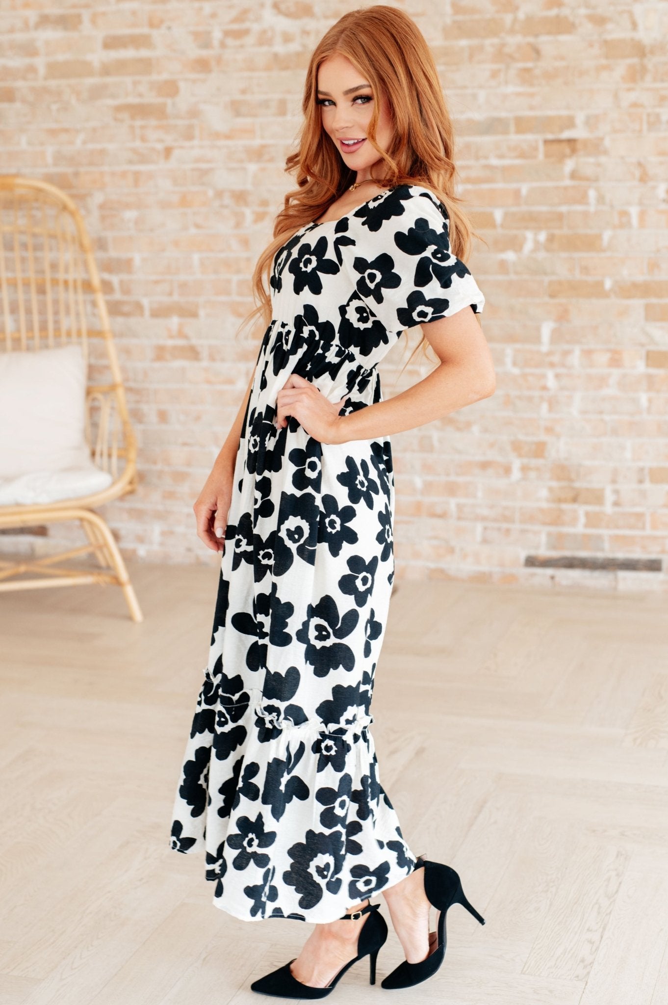 The Hot Topic Square Neck Floral Dress - Loving God