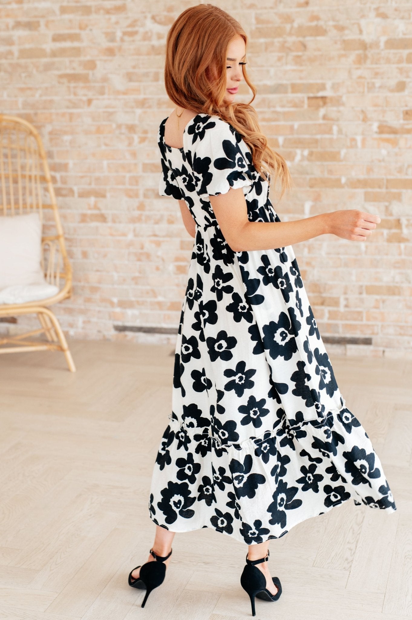 The Hot Topic Square Neck Floral Dress - Loving God