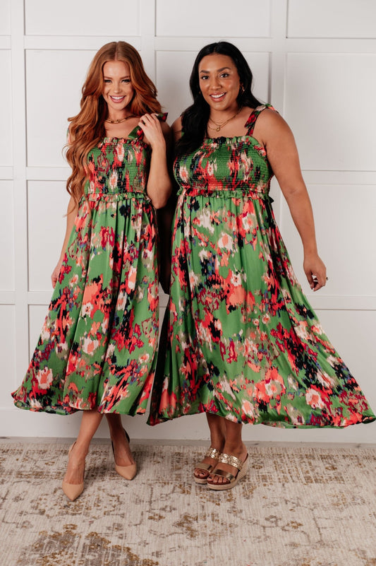 A Little While Longer Dress in Green - Loving God