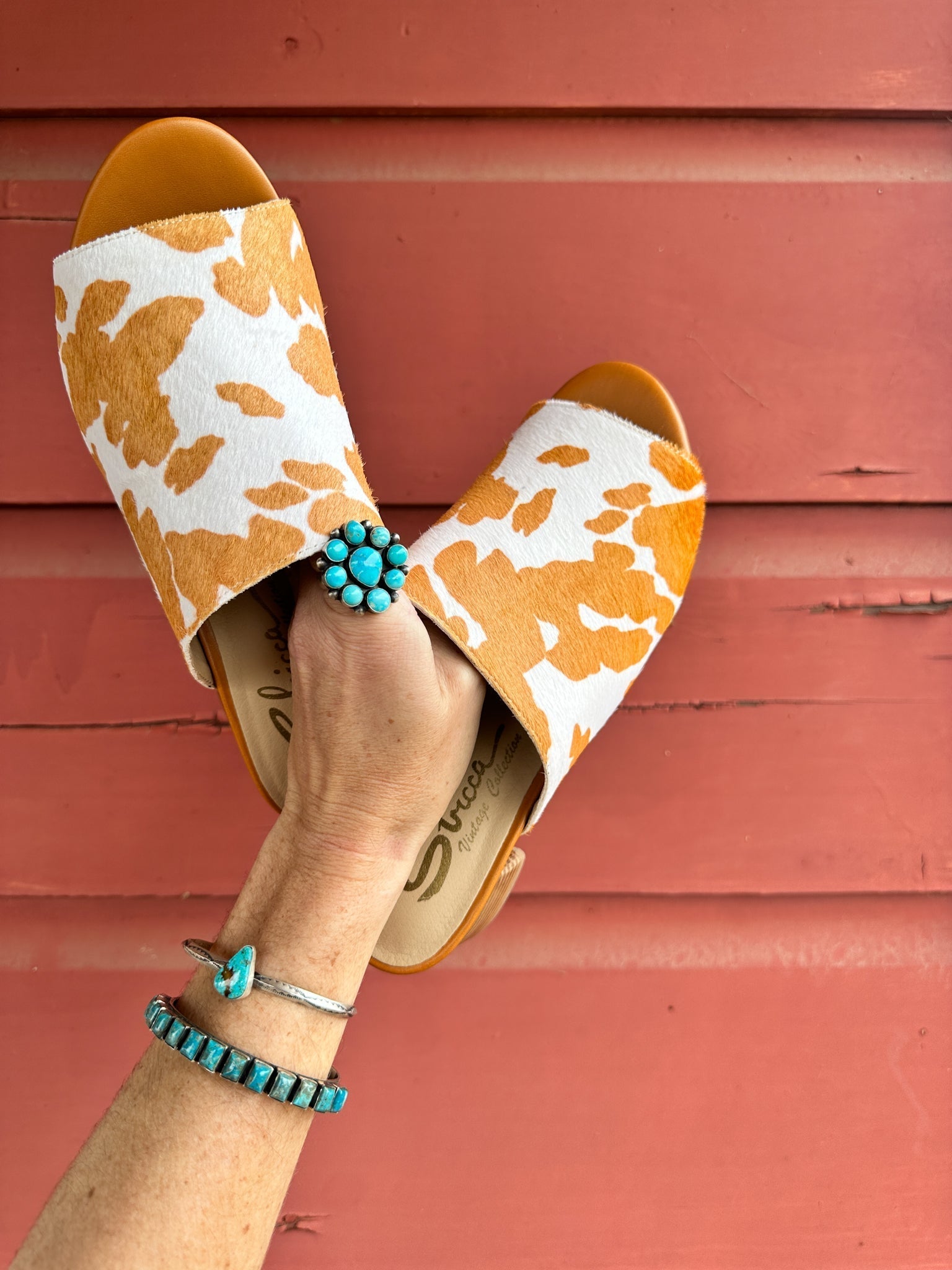Richwood Peeptoe Tan and White Cowhide Slide - Loving God