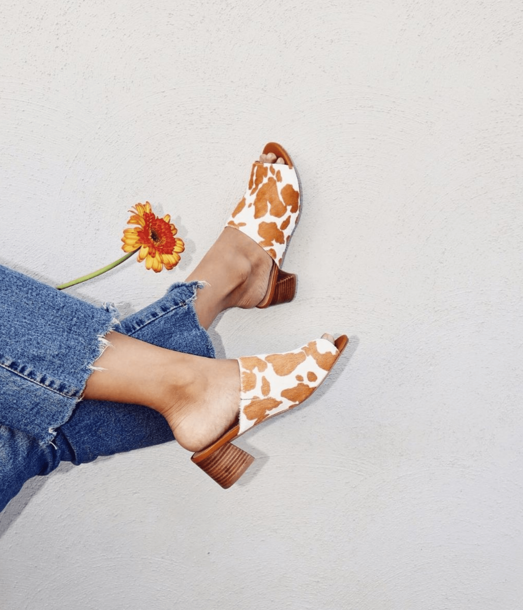 Richwood Peeptoe Tan and White Cowhide Slide - Loving God