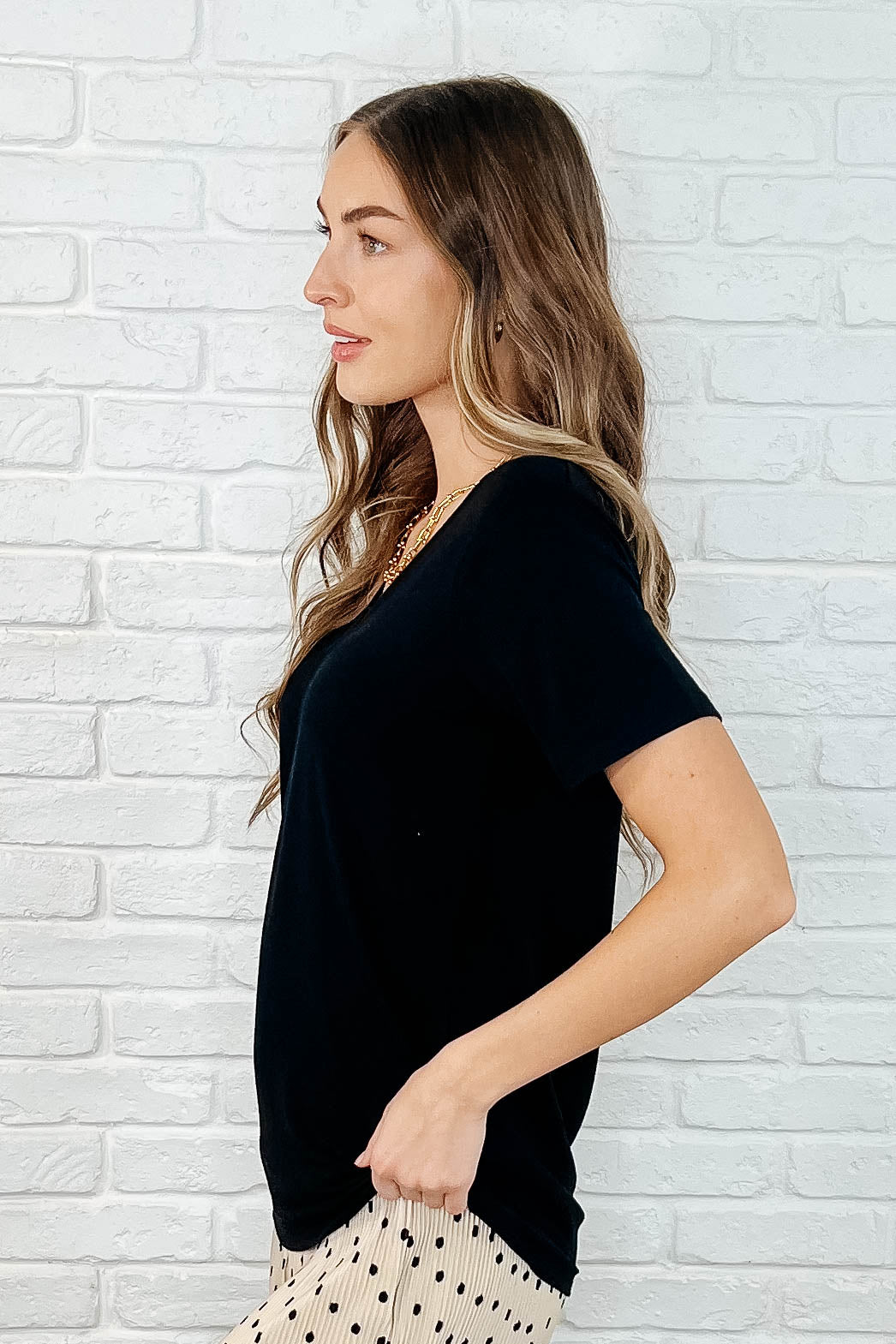 The Every Outfit Basic V - Neck Top in Black - Loving God