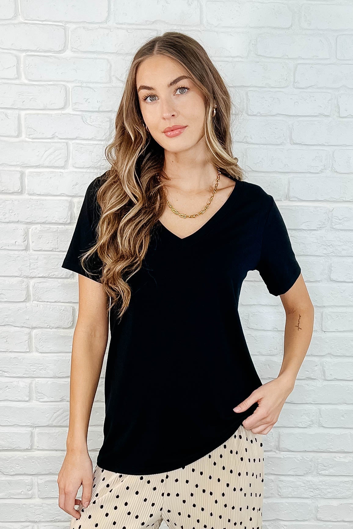 The Every Outfit Basic V - Neck Top in Black - Loving God